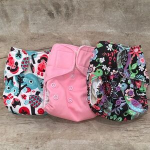 Lalabye Baby, NEWBORN size cloth diapers reusable. Hook and Loop *USED*